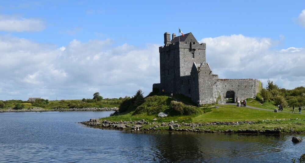 Discover Ireland’s Majestic Castles With Unforgettable Tours